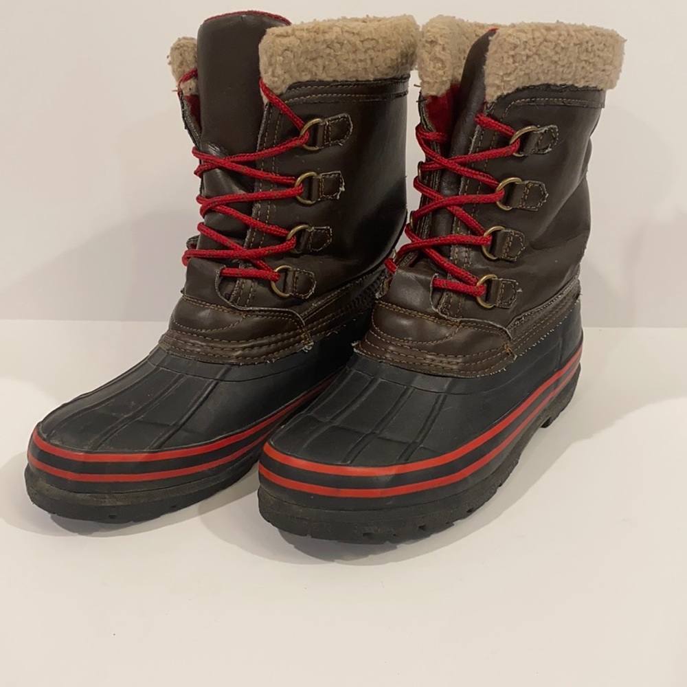 GAP Thinsulate Winter Duck Boots - Size 5